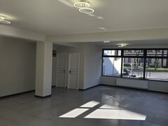 Centrul Civic, Brasov, Inchiriez spatiu comercial 70mp utili